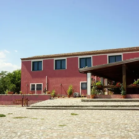Agriturismo Pagliarone Donnaperna